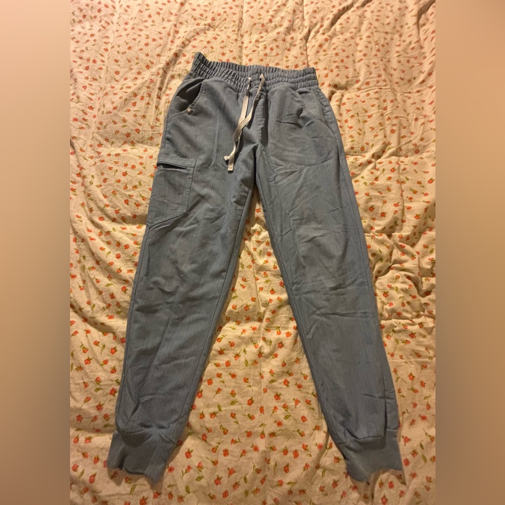 Heather Blue Jogger Scrub Pants (Small Petite)